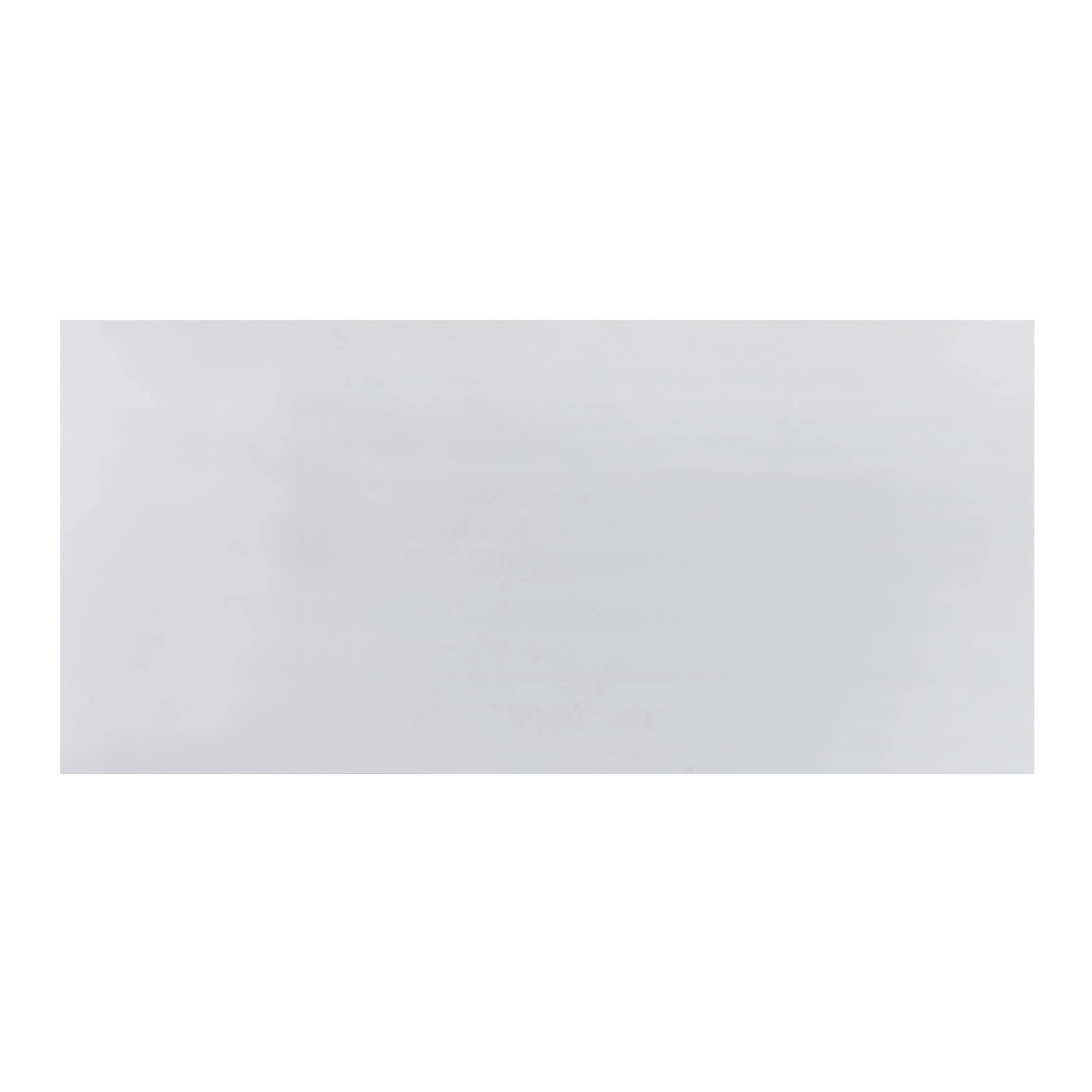 Table à manger rectangulaire laquée blanche Nova de 95 po 