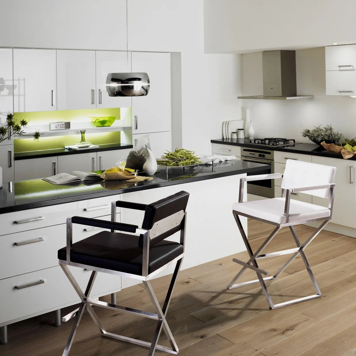 Tabouret de bar Director White Performance en cuir végétalien et acier inoxydable