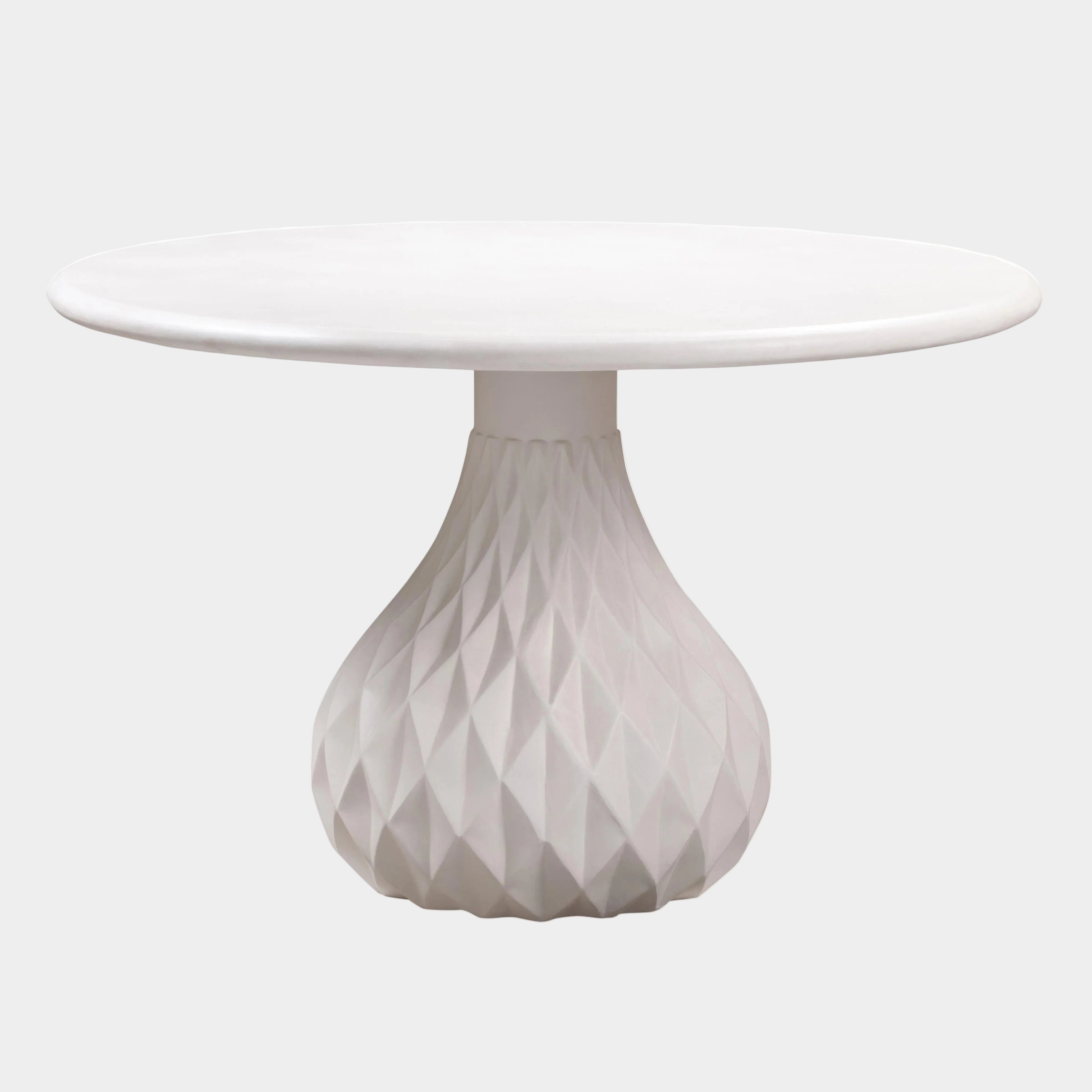 Tulum 47" Ivory Concrete Indoor / OutdoorRound Dining Table