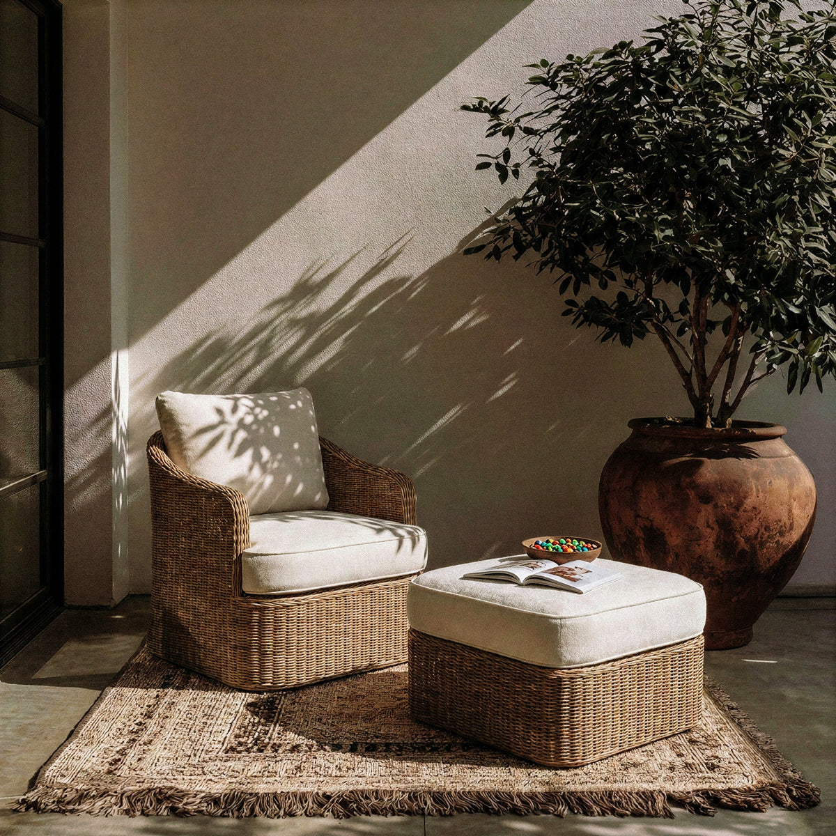 Axel Boucle Outdoor Ottoman