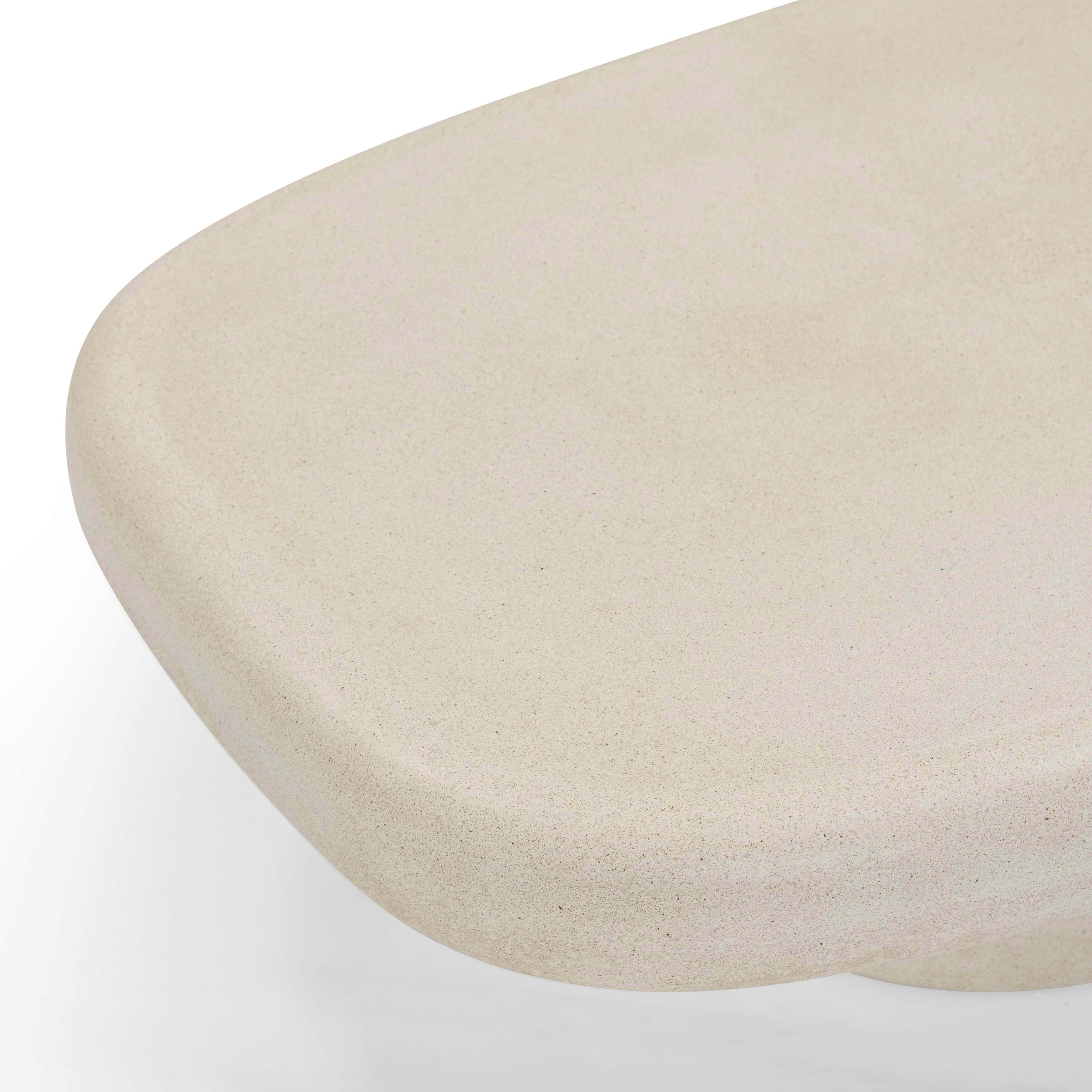 Darial 46" Indoor/Outdoor Coffee Table
