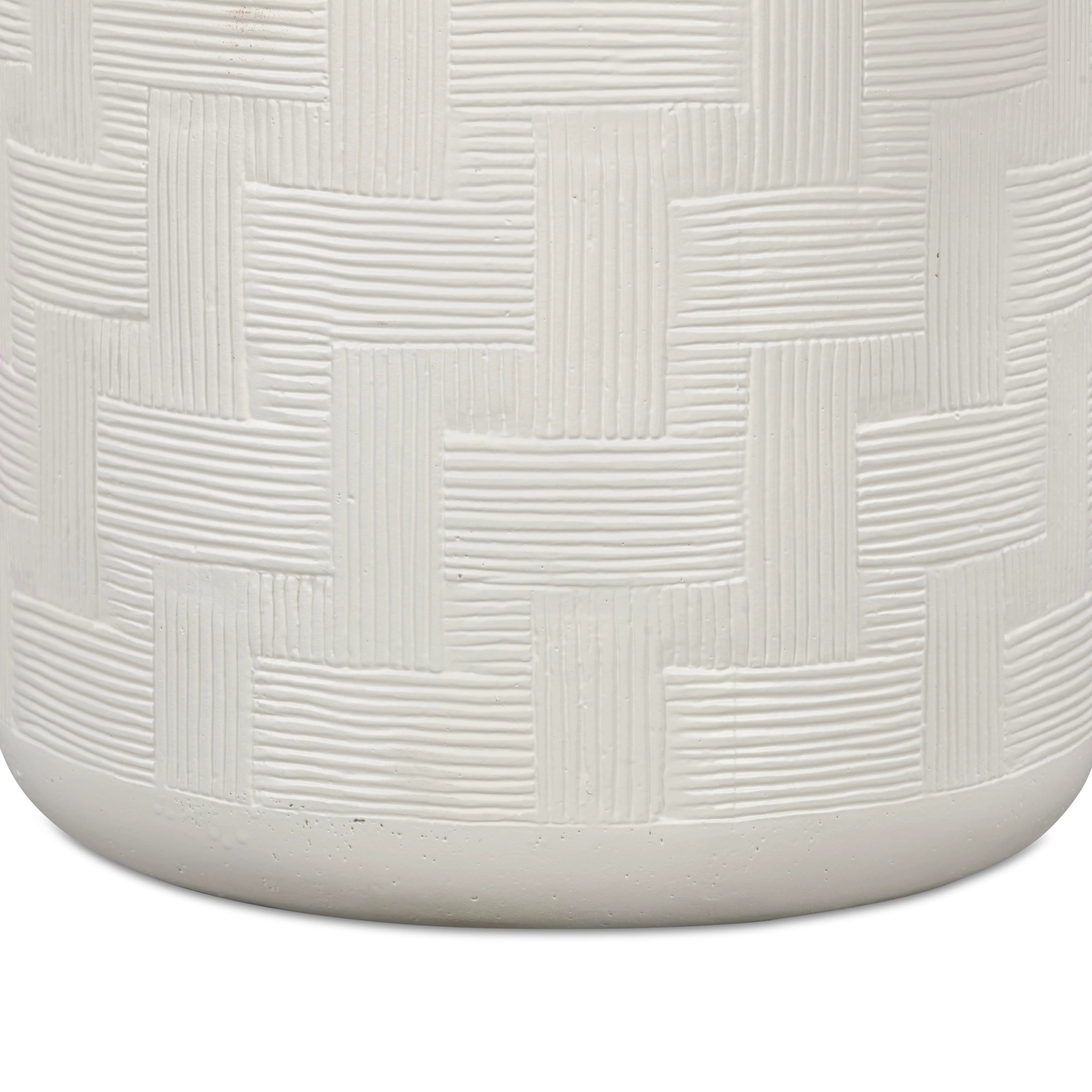 Suraya Indoor/Outdoor Concrete Side Table