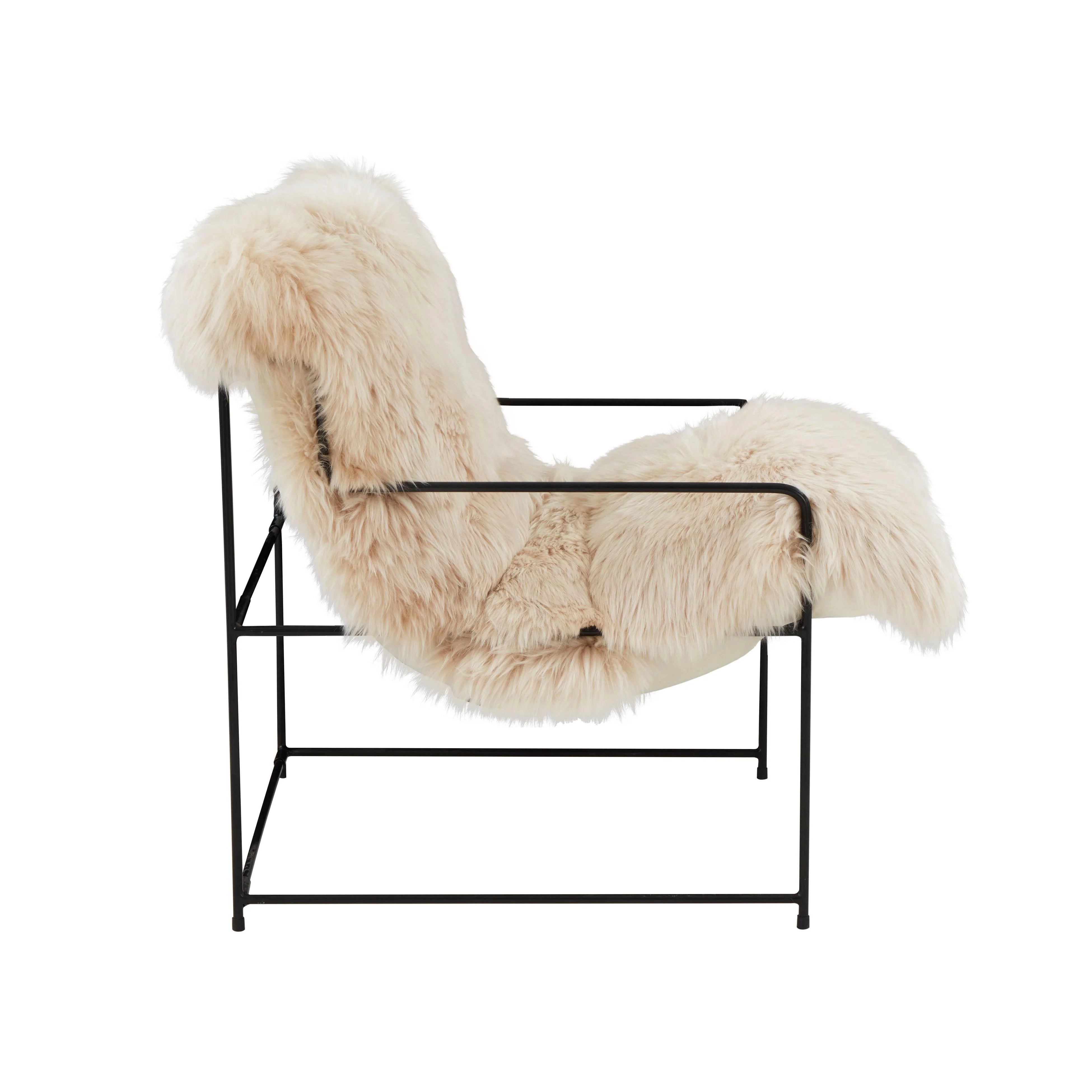 Chaise Kimi en peau de mouton véritable 