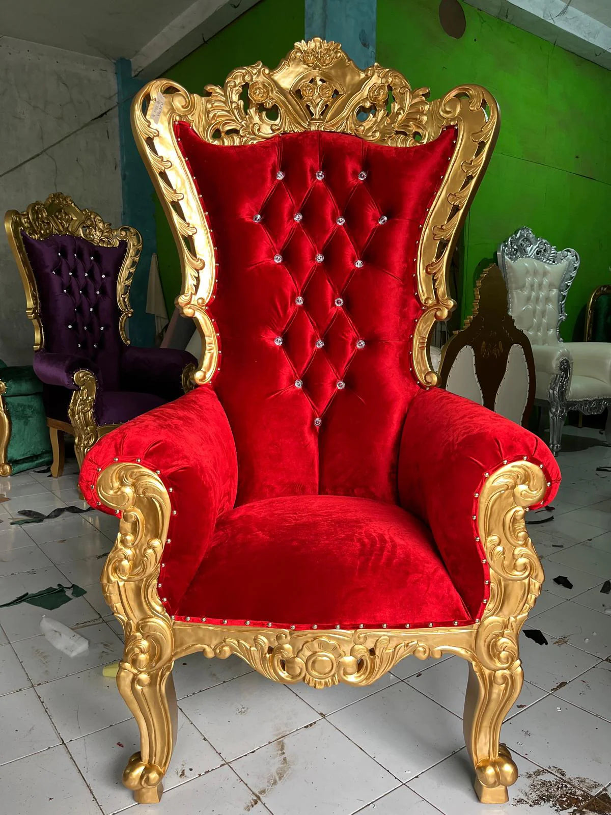 Queen Venus XL Throne Chair
