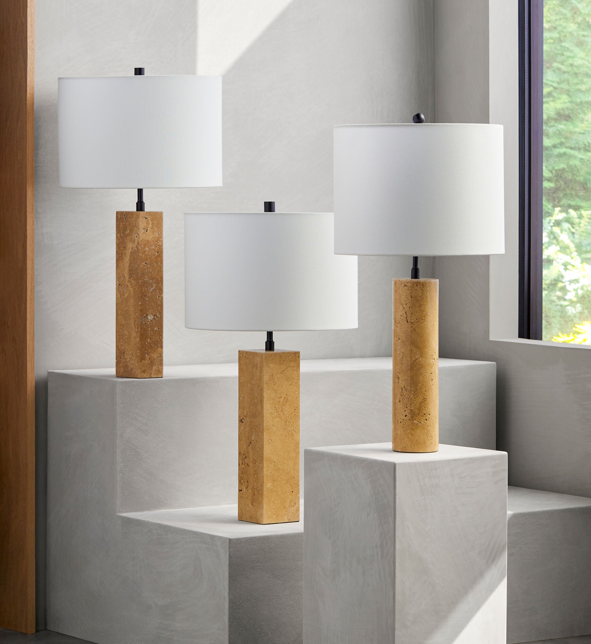 Aurembra Accent Table Lamp