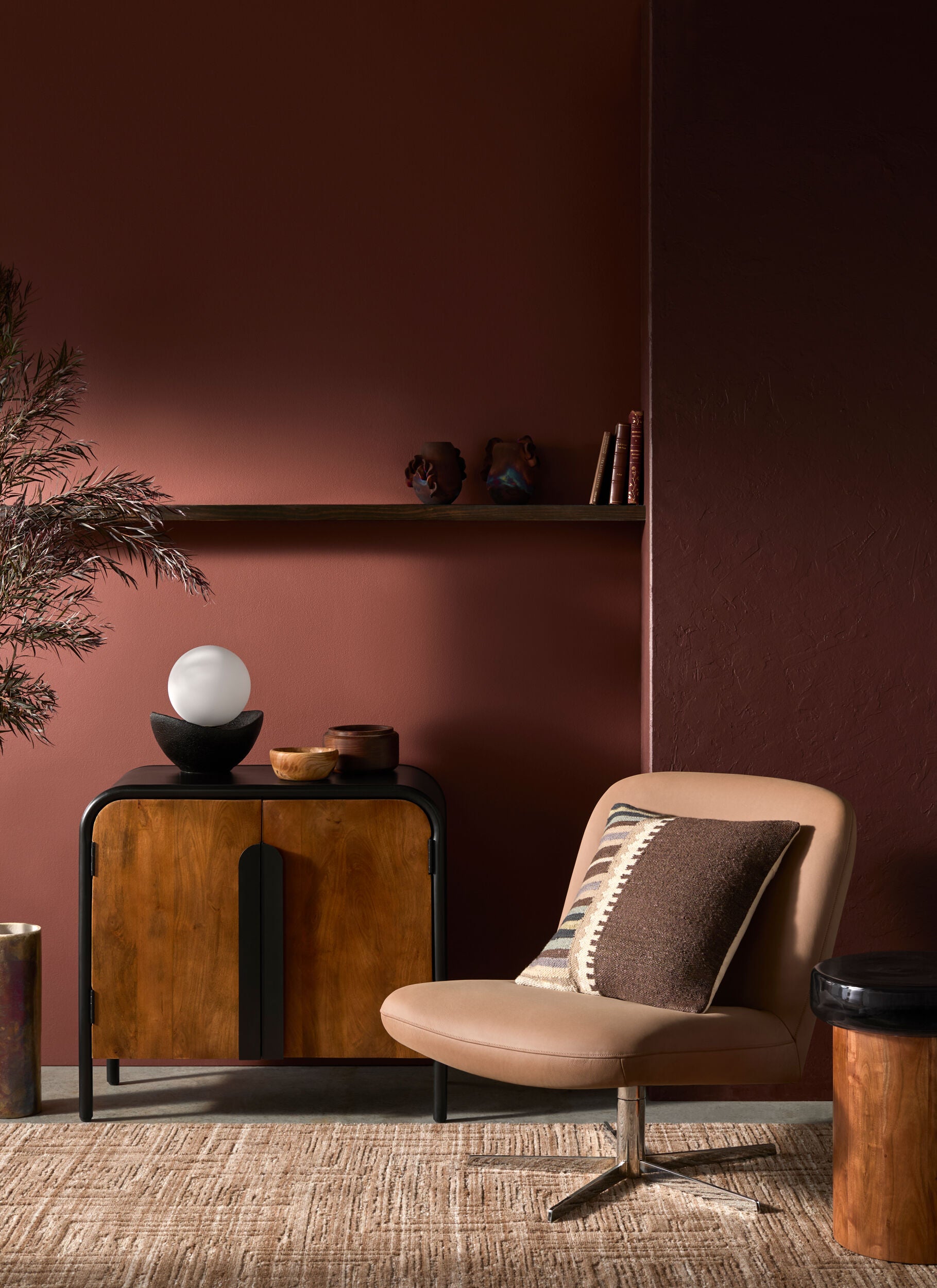 Bocca Accent Table Lamp