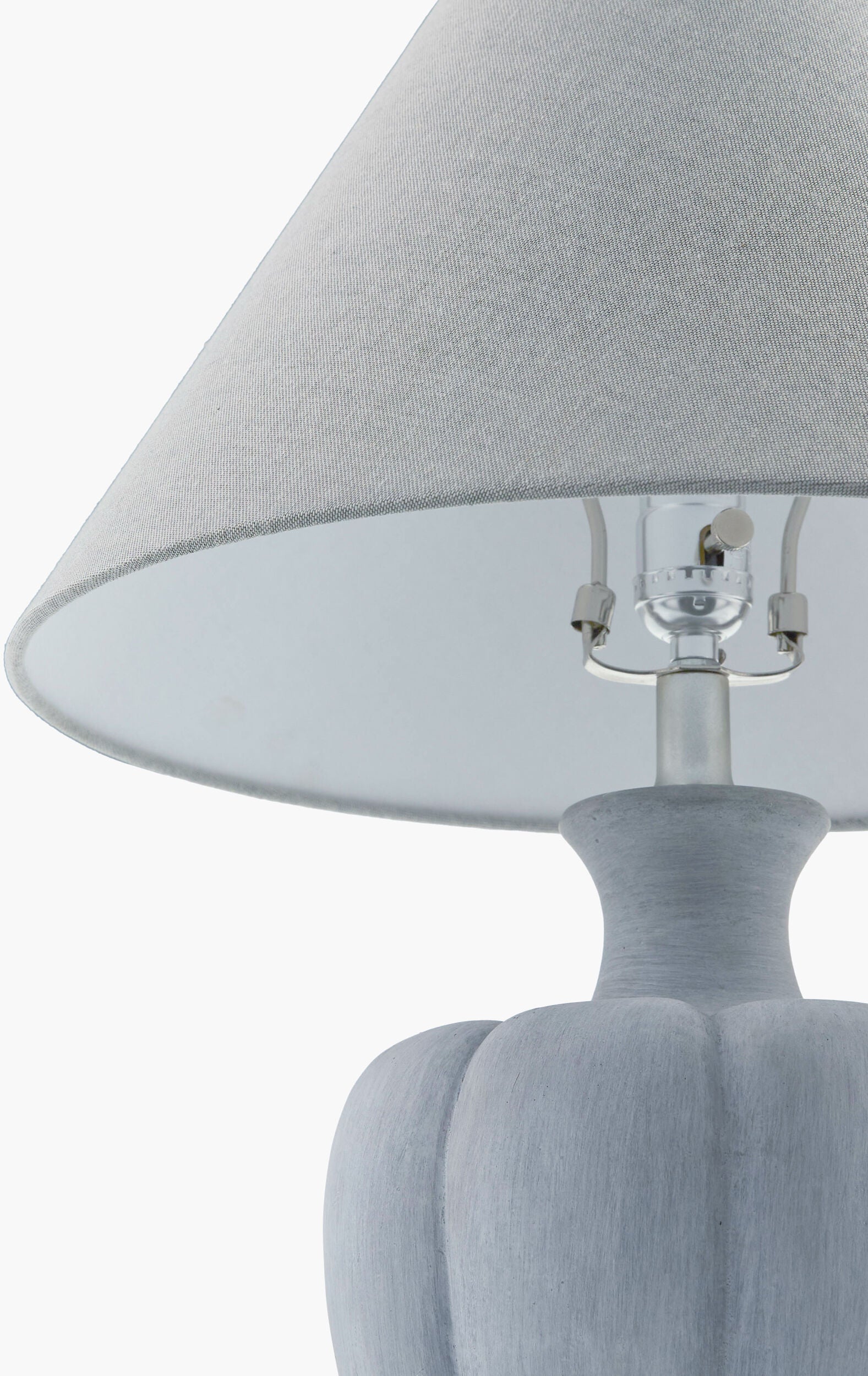 Bulsny Accent Table Lamp