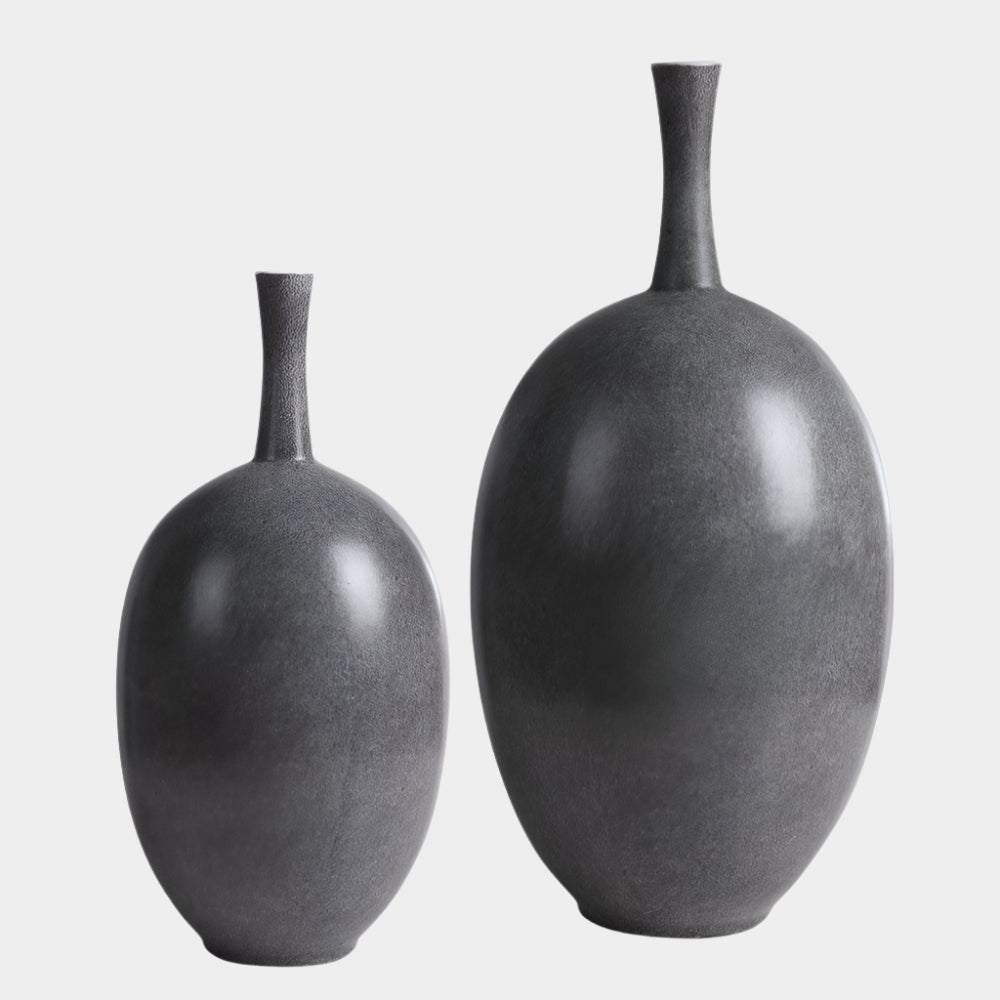 Riordan Vases, S/2