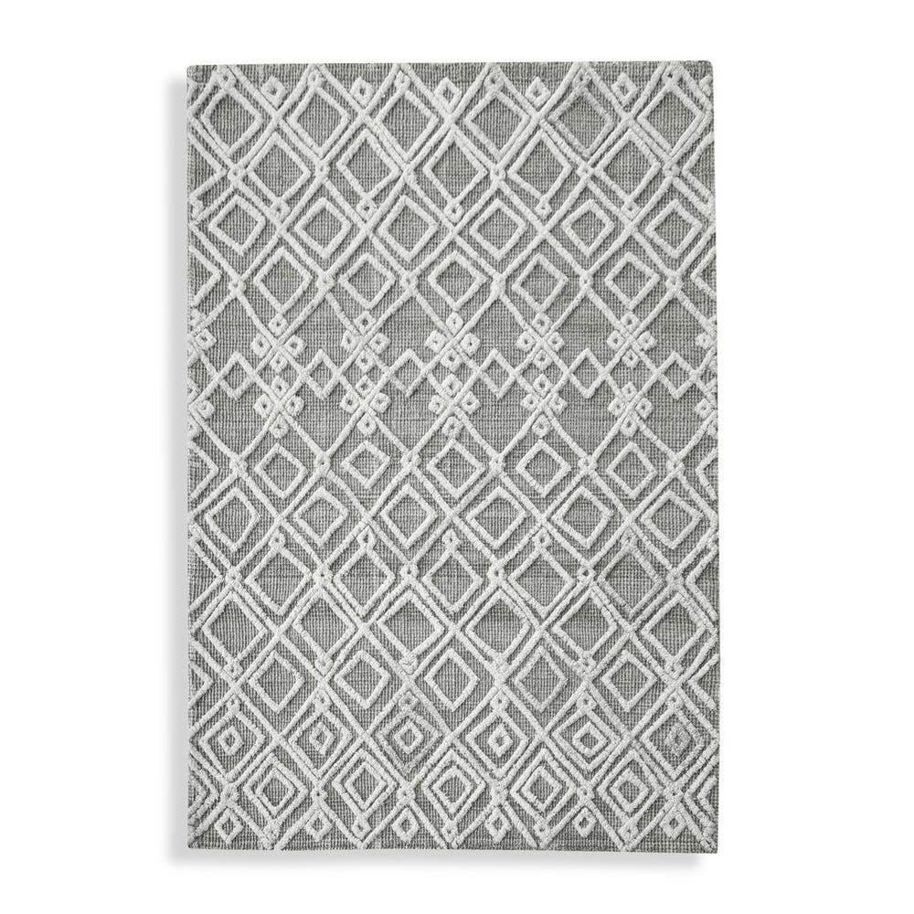 Sieano, Gray-Ivory
