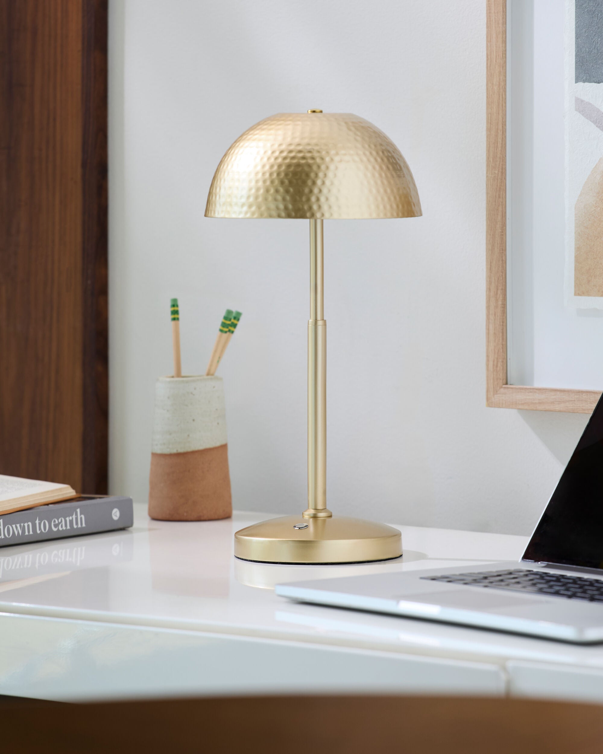 Elvas Accent Table Lamp