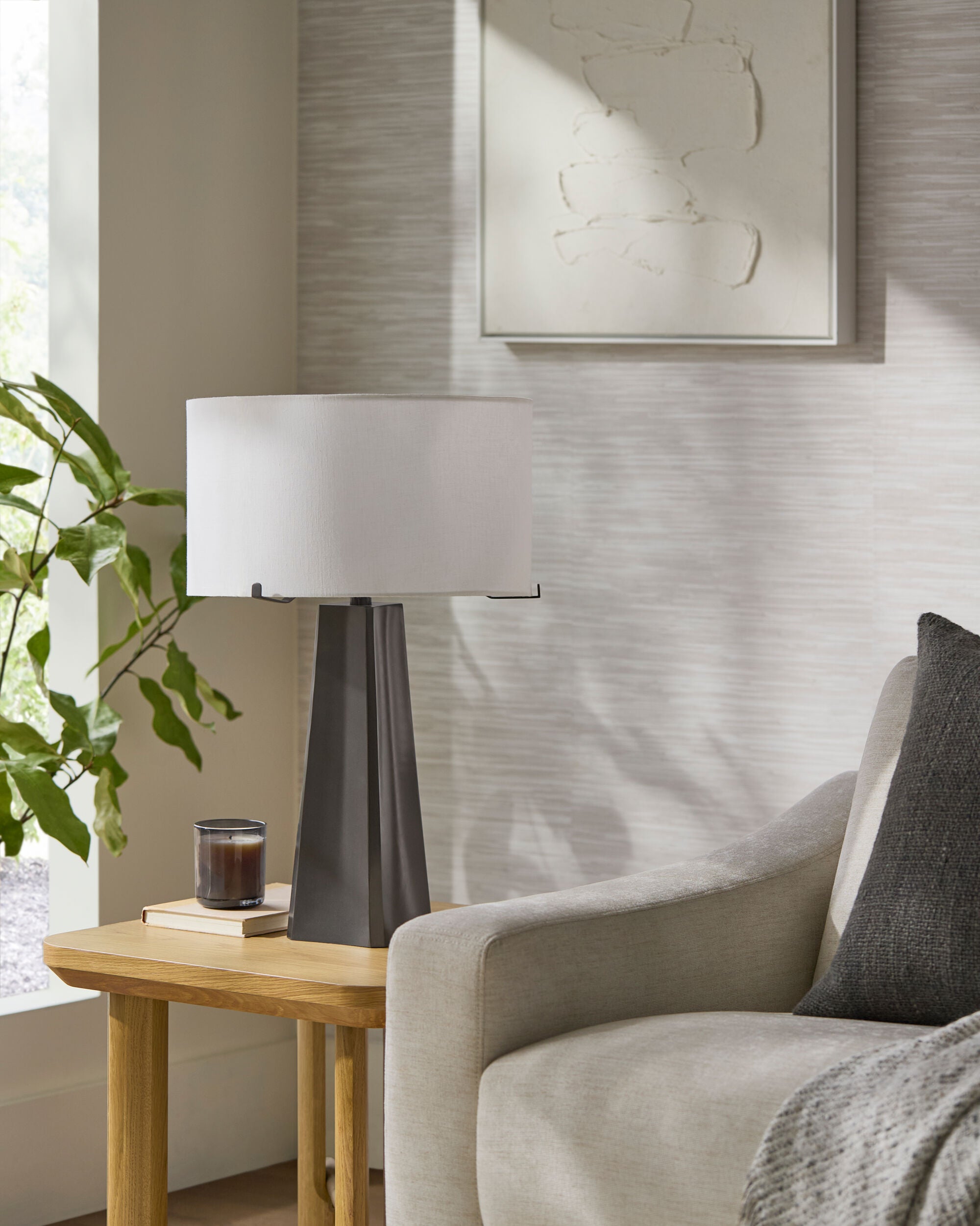 Ervika Accent Table Lamp