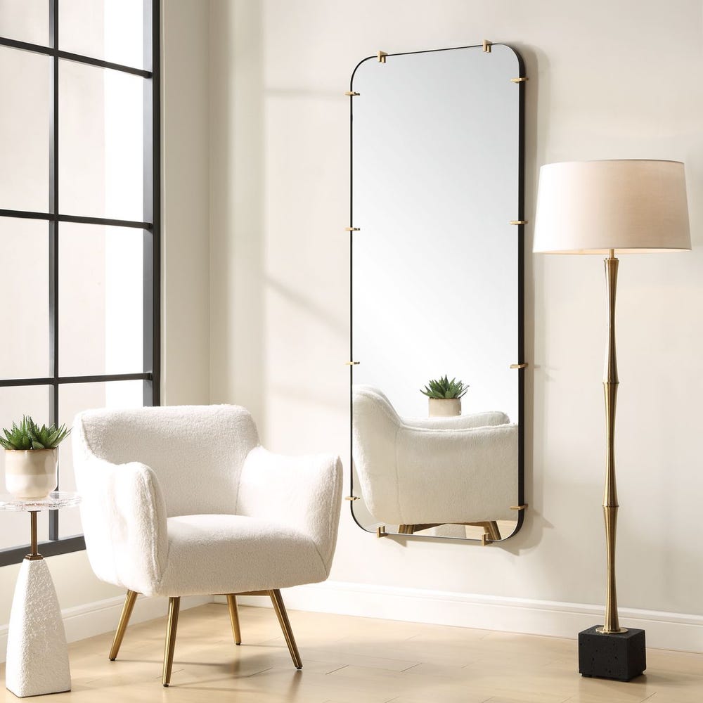 Pali Mirror