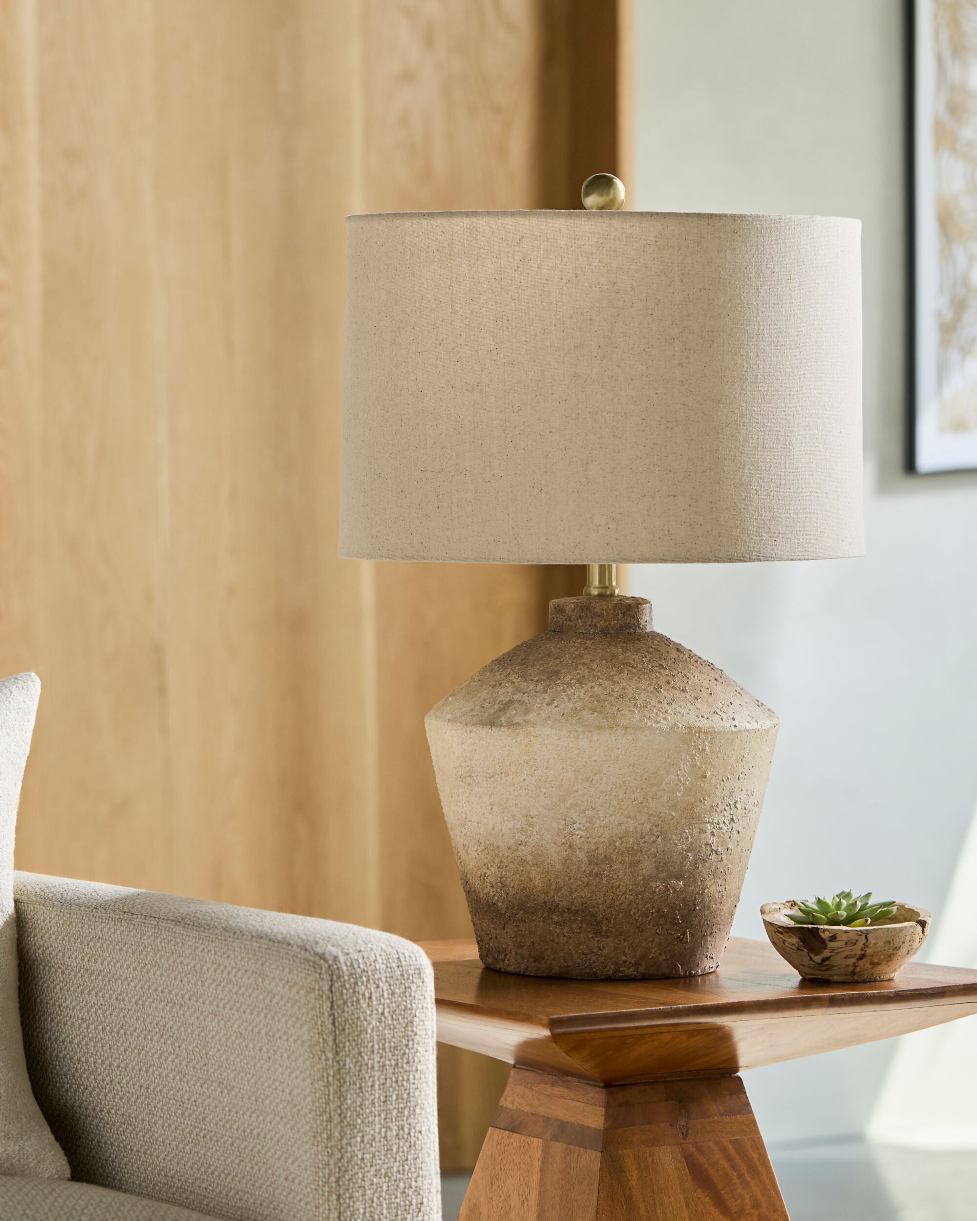 Focene Accent Table Lamp