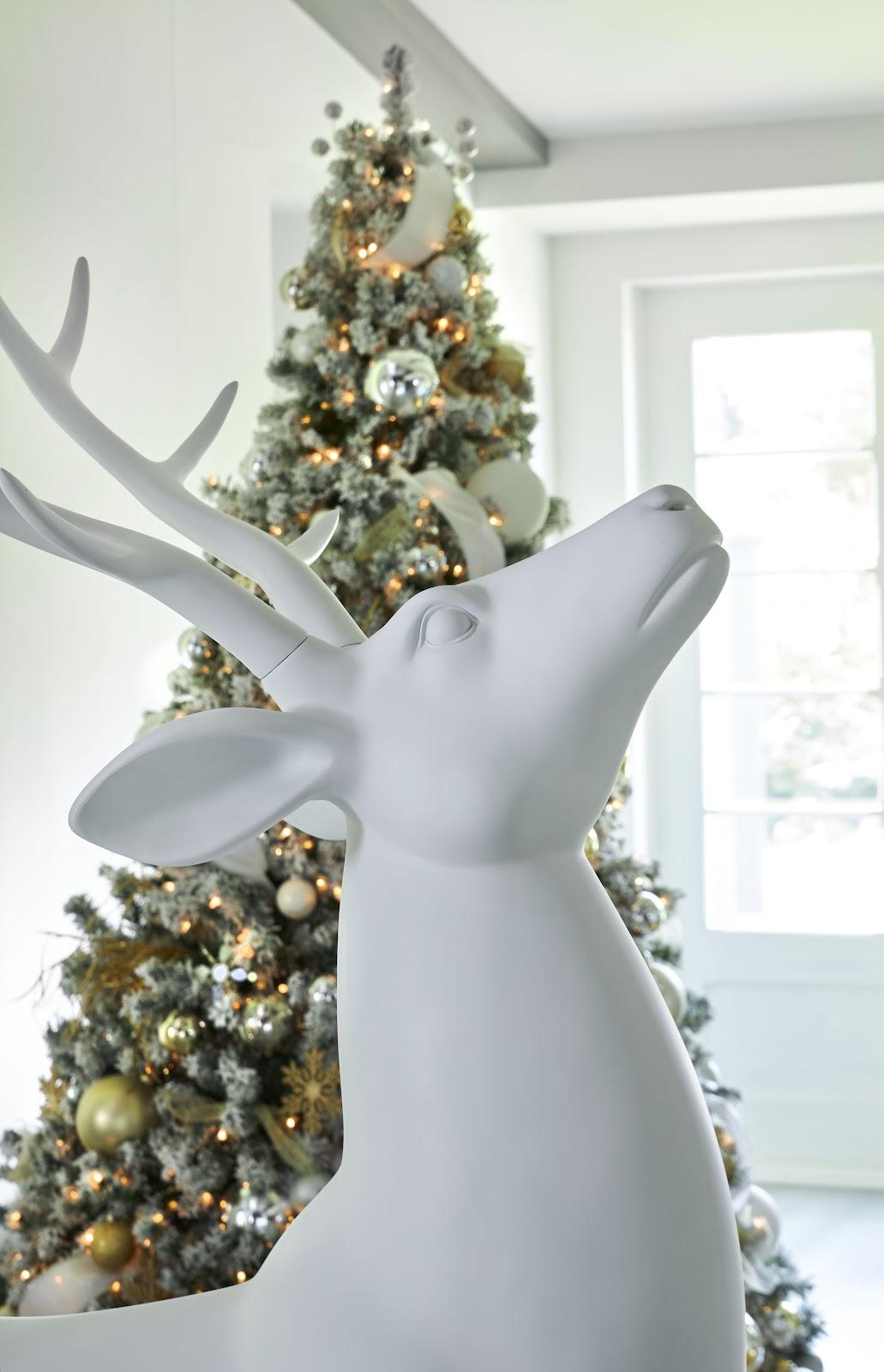 Royal Reindeer, White