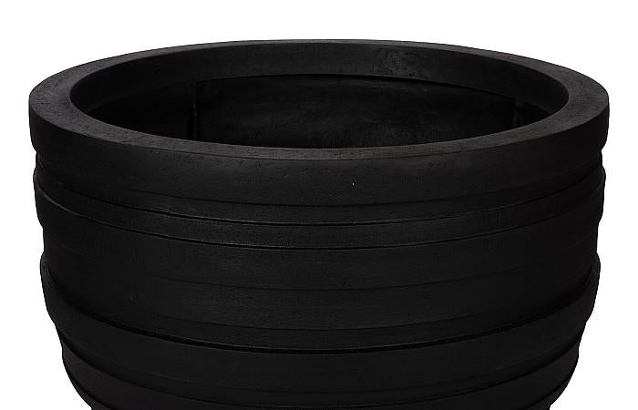 June Planter, Black, MD