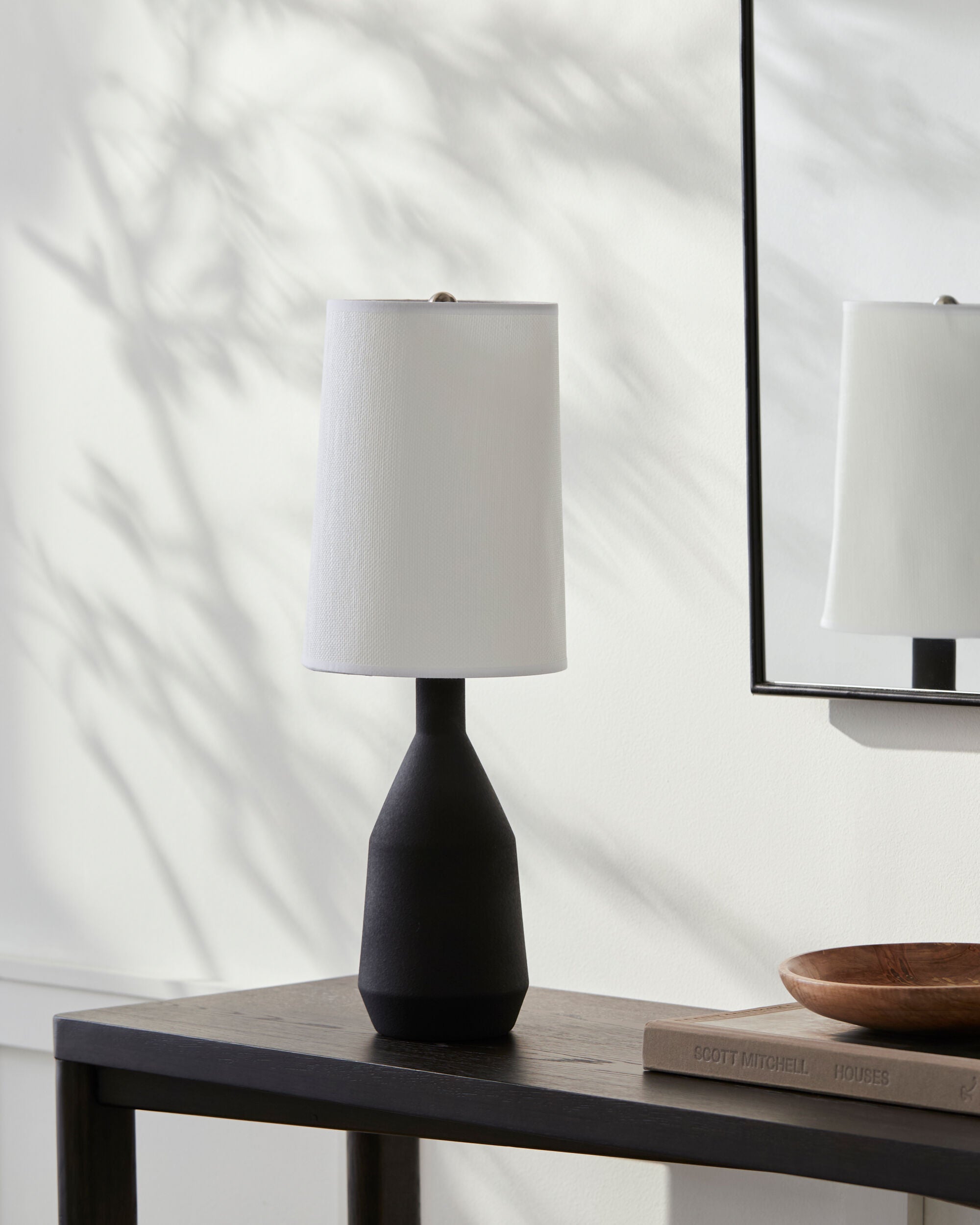 Gowanda Accent Table Lamp