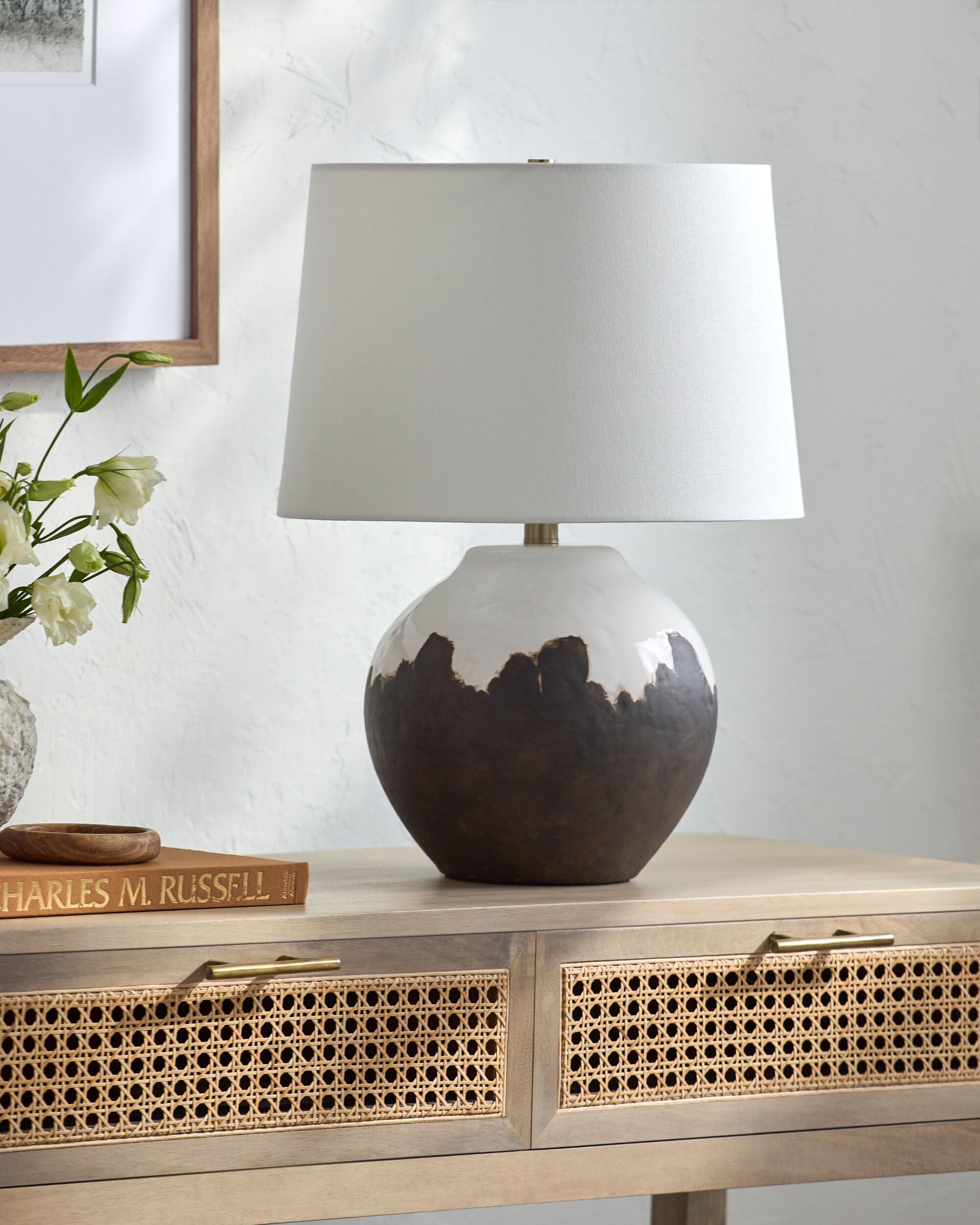 Jirapa Accent Table Lamp