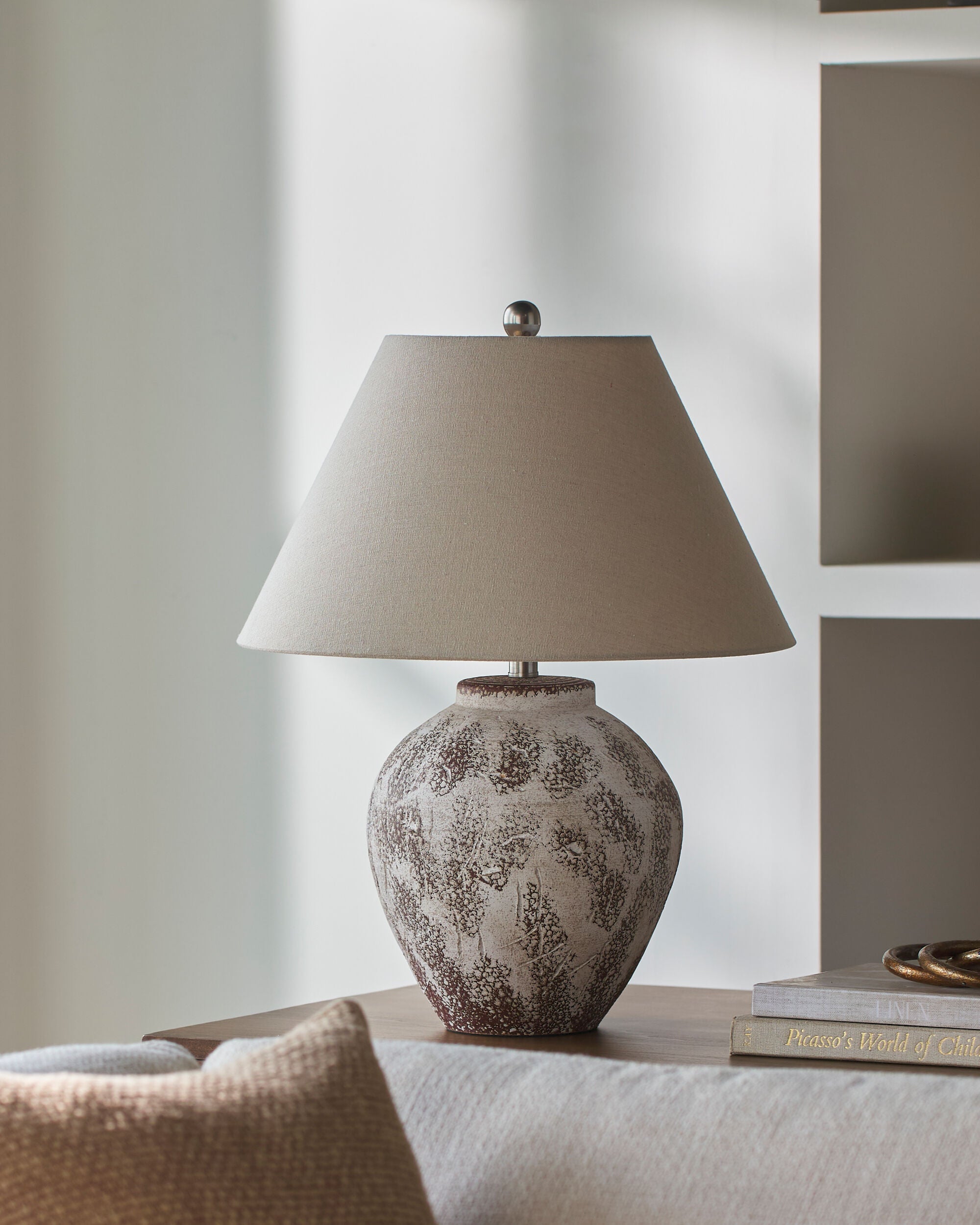 Kremis Accent Table Lamp