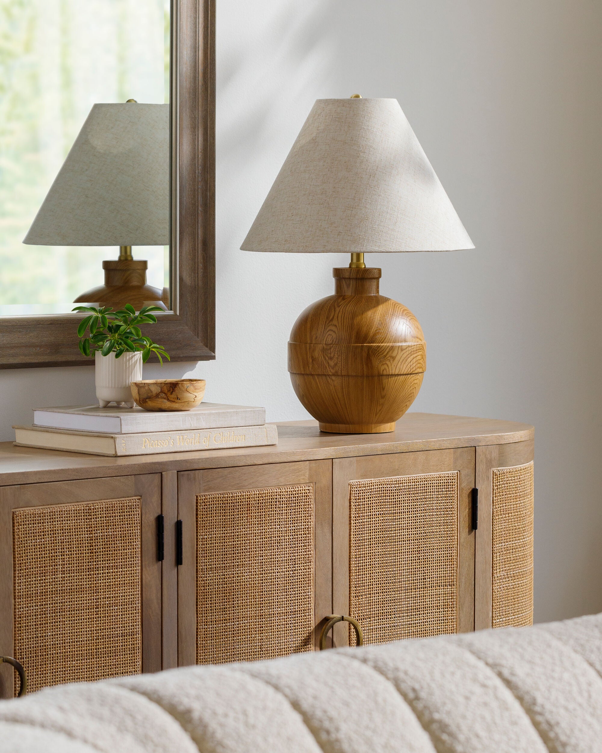 Lommi Accent Table Lamp