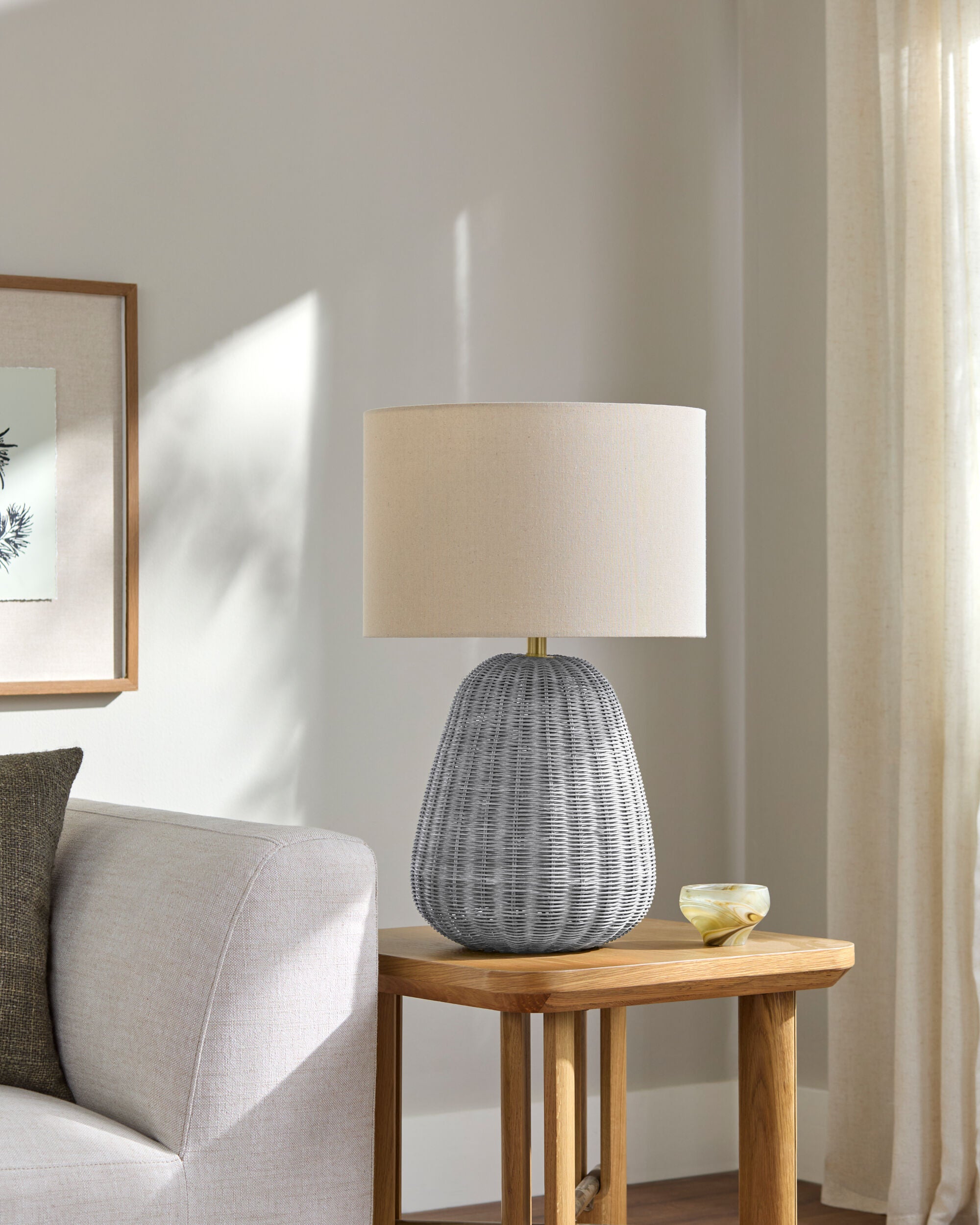 Olira Accent Table Lamp