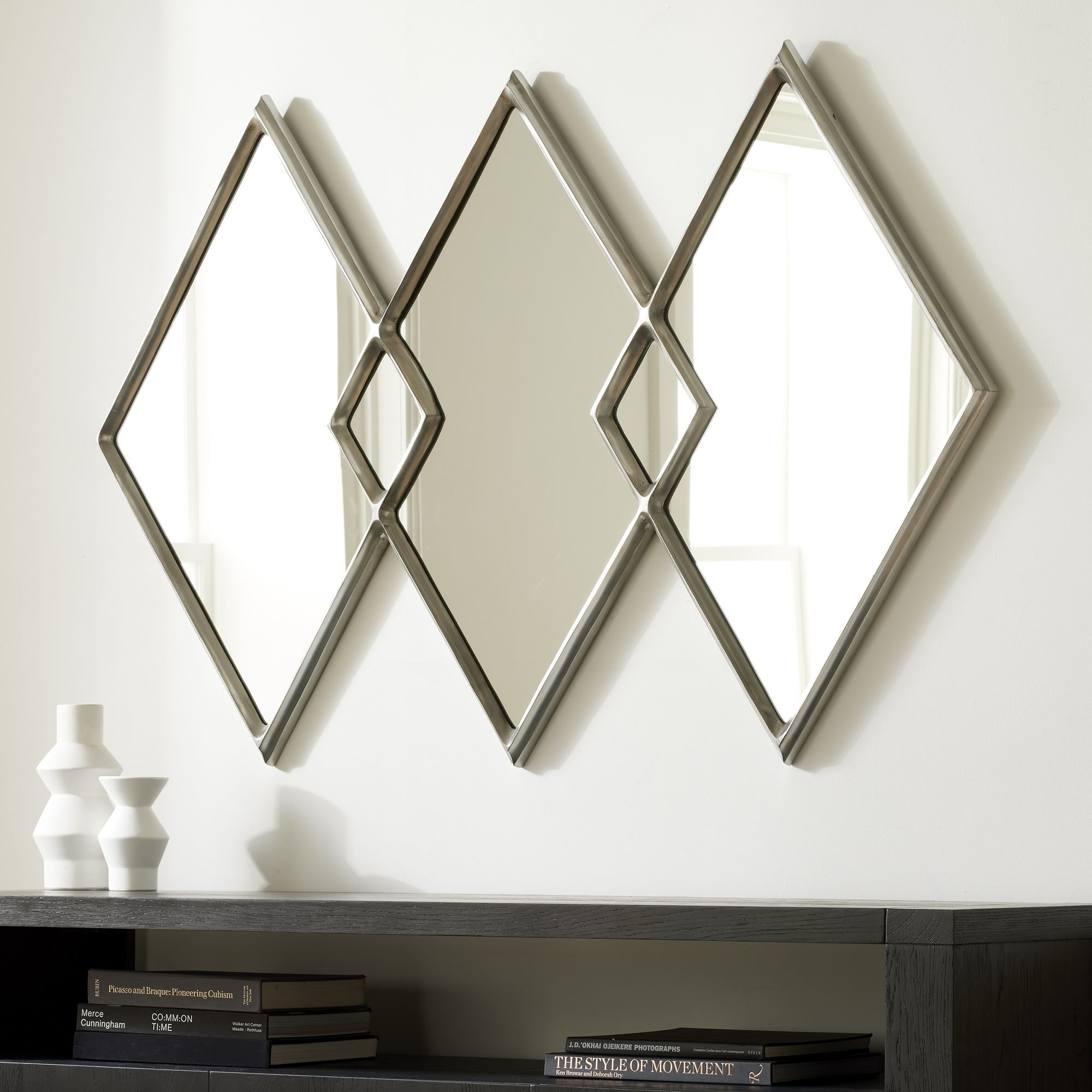 Miroir mural en métal avec diamants superposés