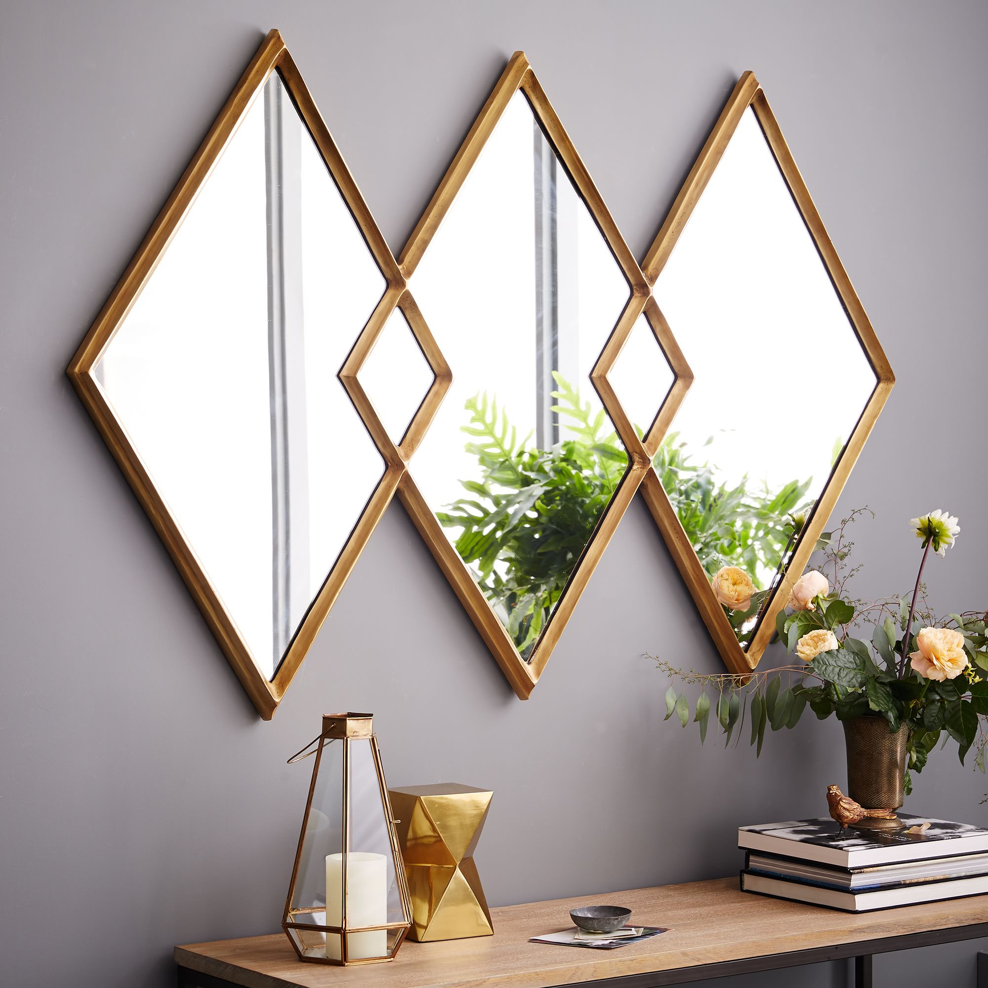 Miroir mural en métal avec diamants superposés