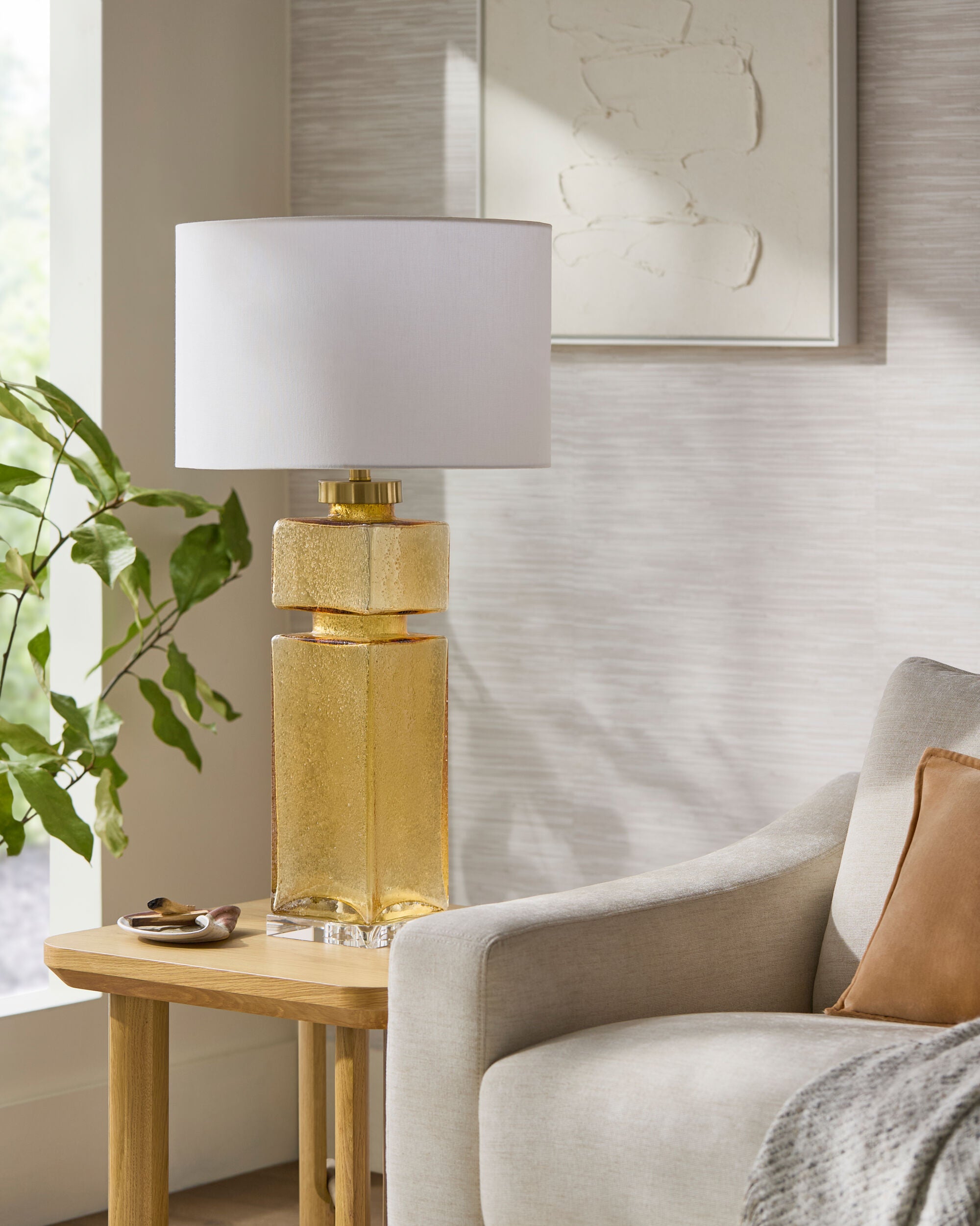 Pahia Accent Table Lamp