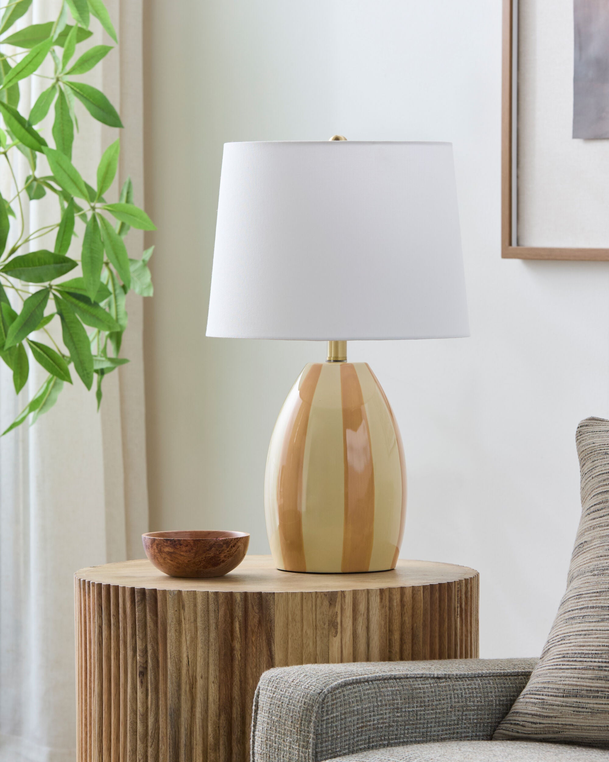 Rethel Accent Table Lamp