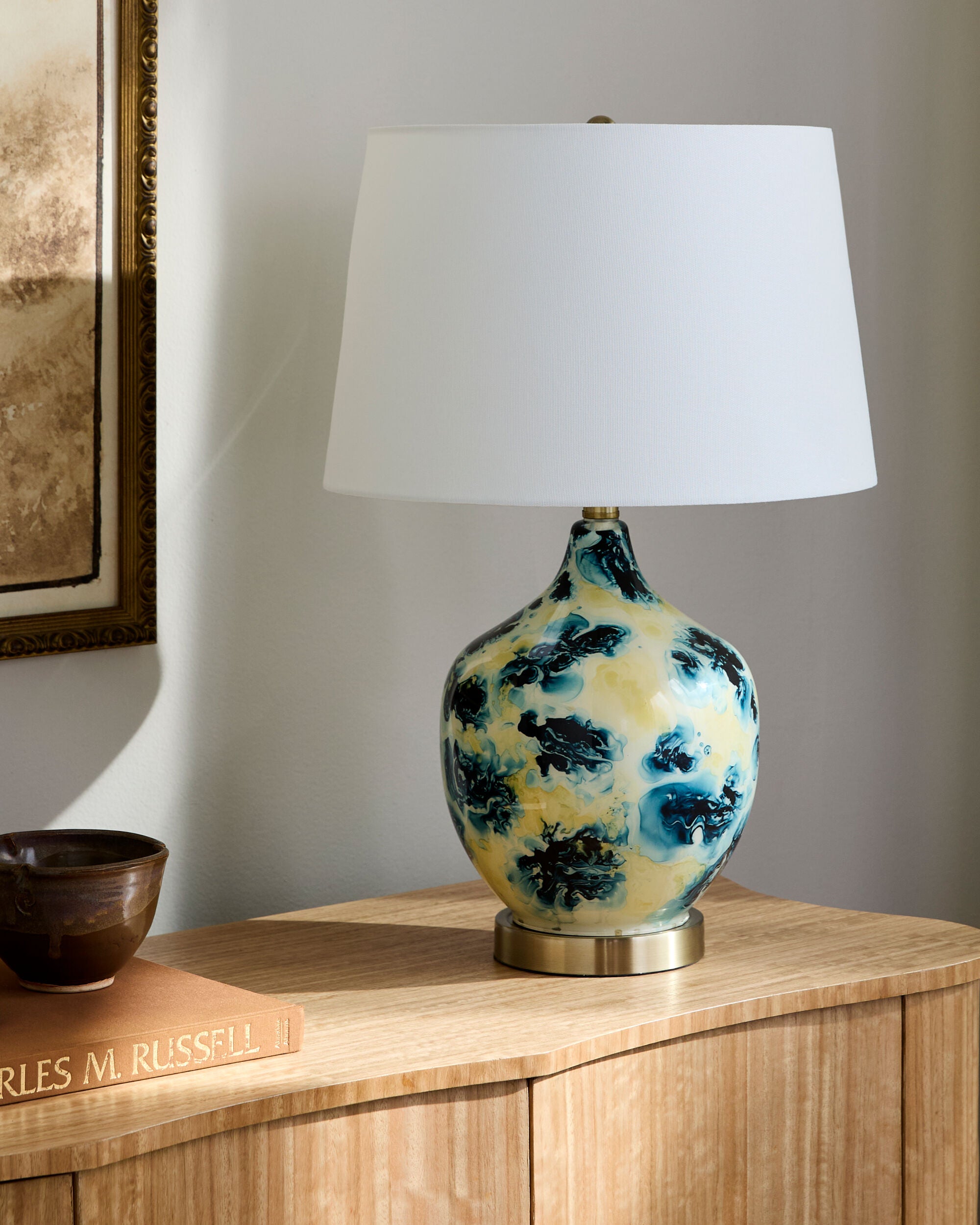 Snicarte Accent Table Lamp