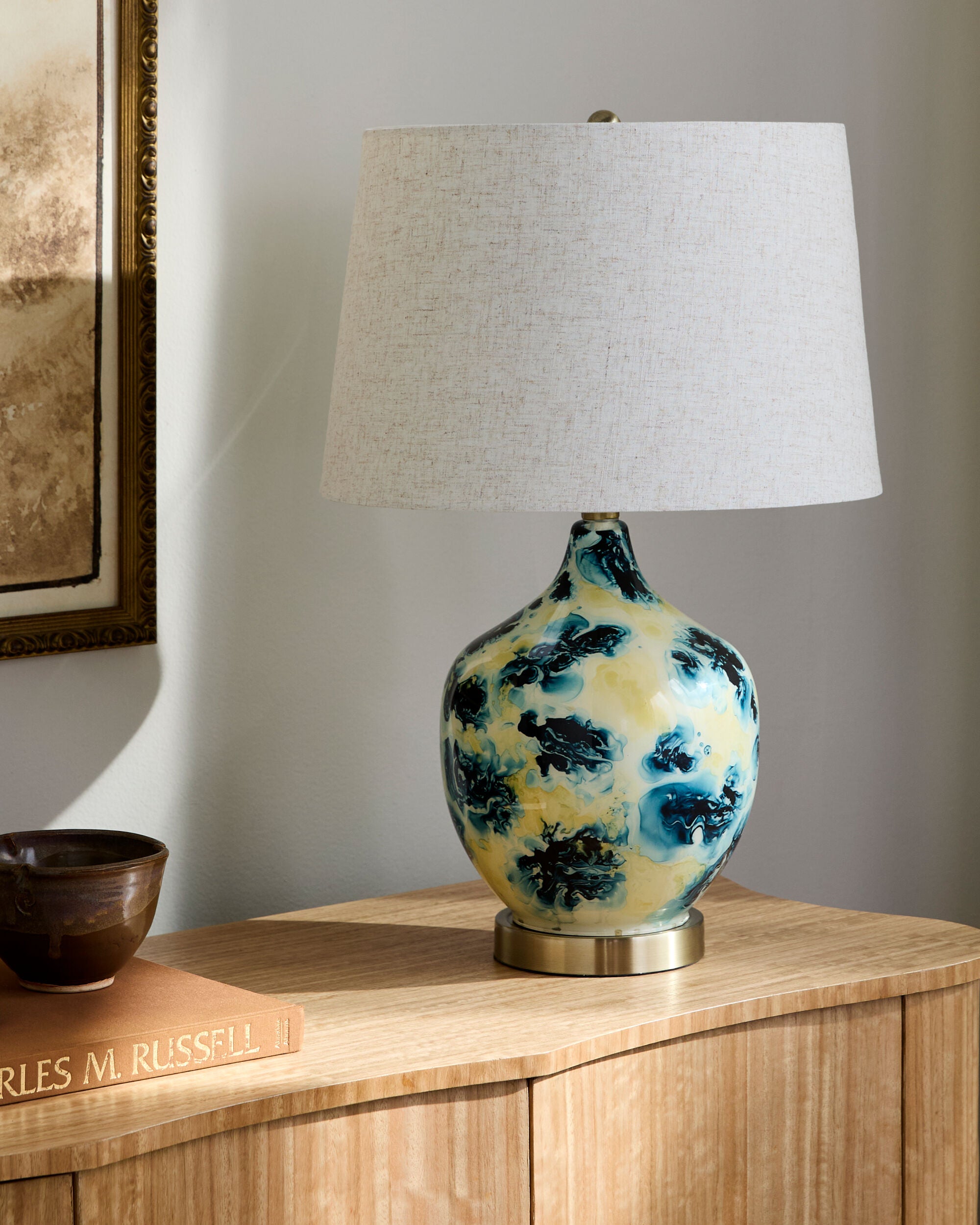 Snicarte Accent Table Lamp