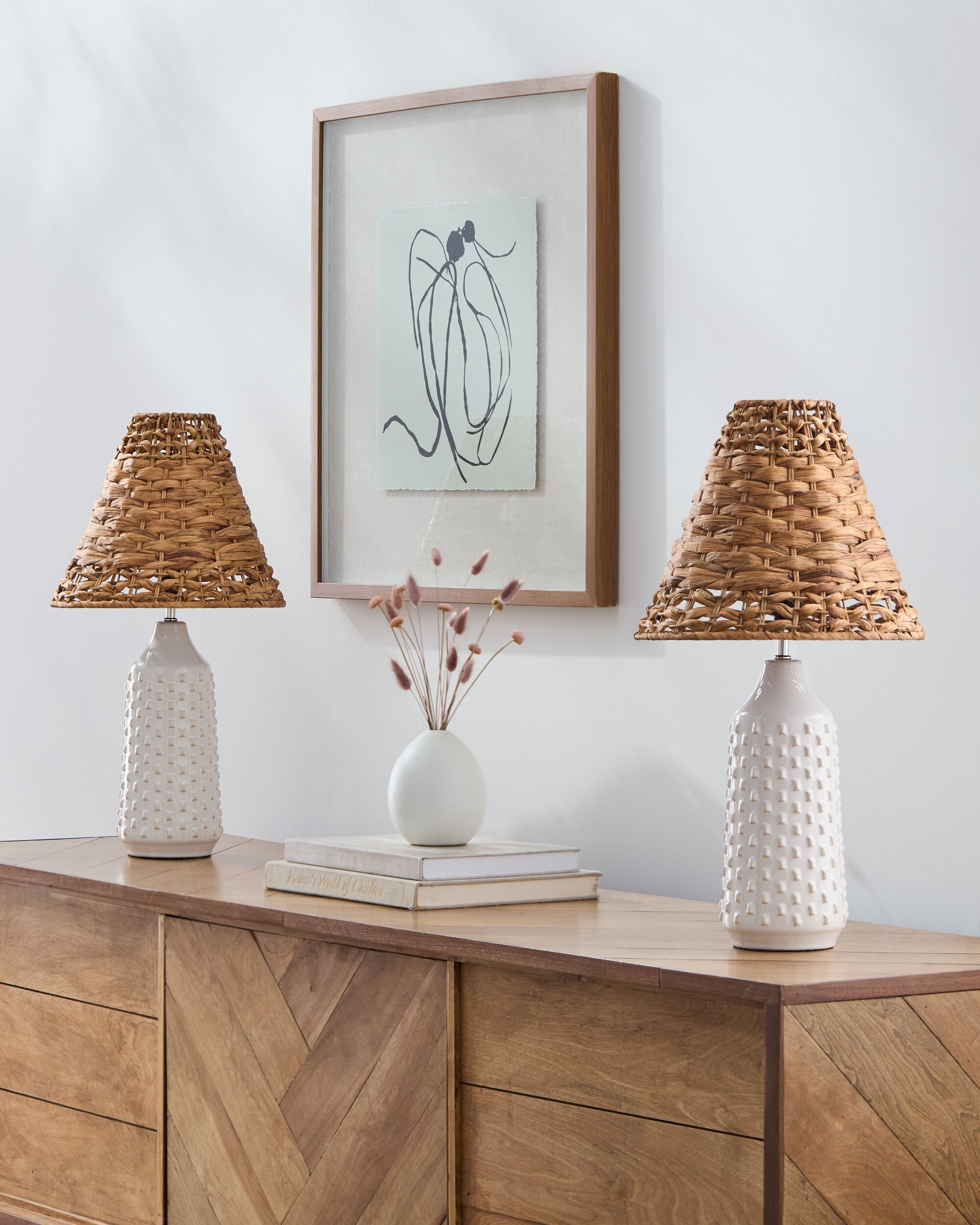 Tatogga Accent Table Lamp