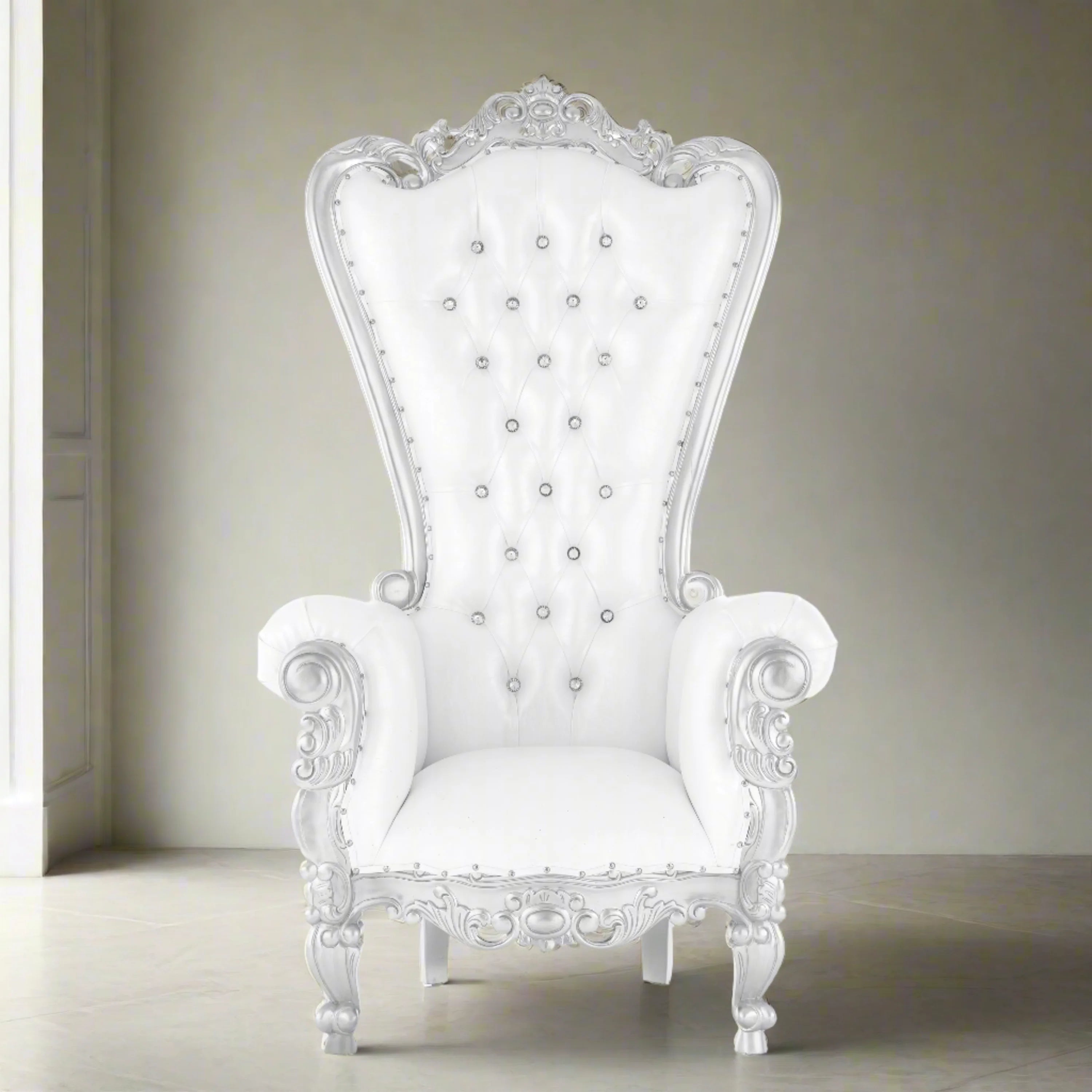Queen Tiffany Throne Chair - Vinyl