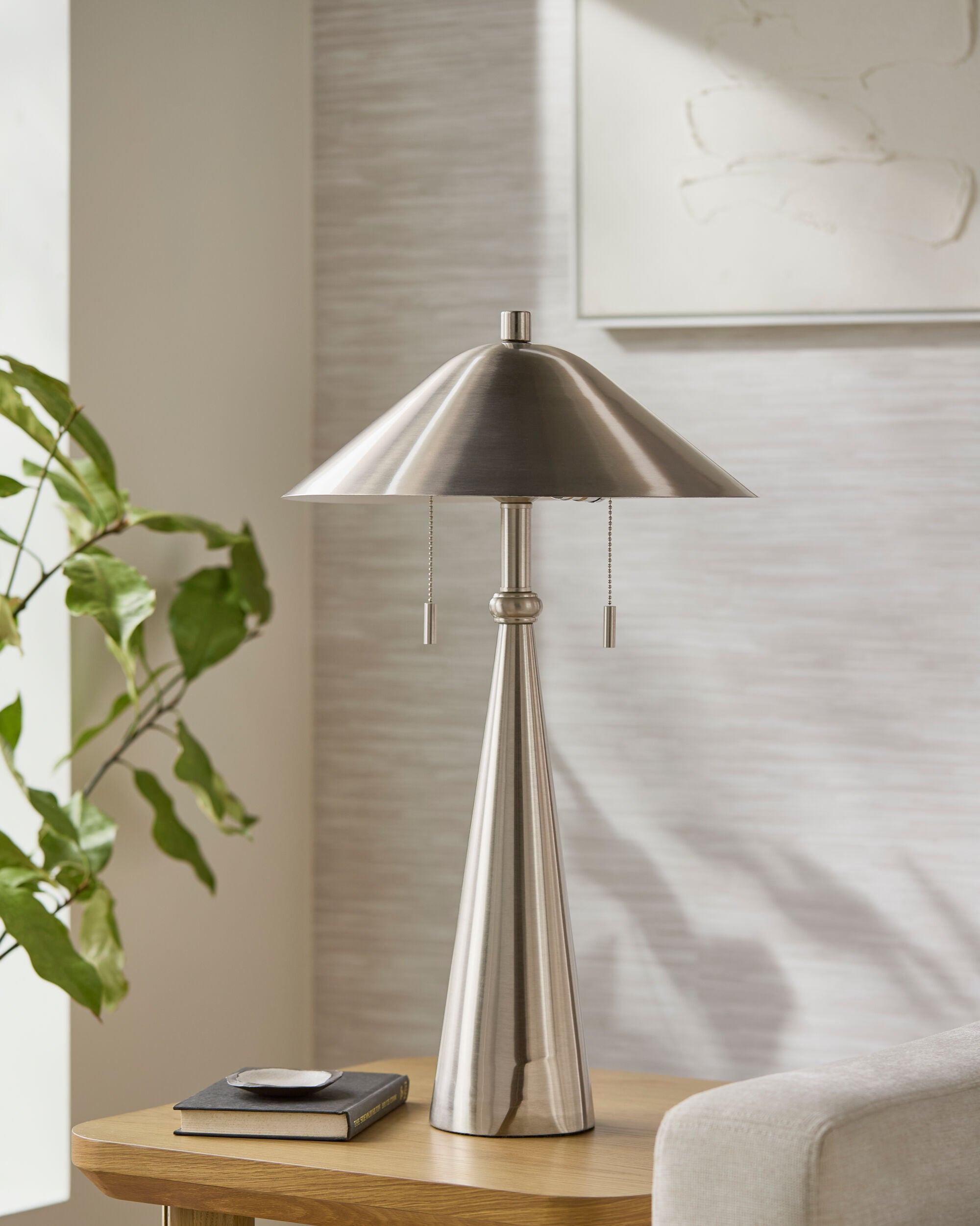 Tamago Accent Table Lamp