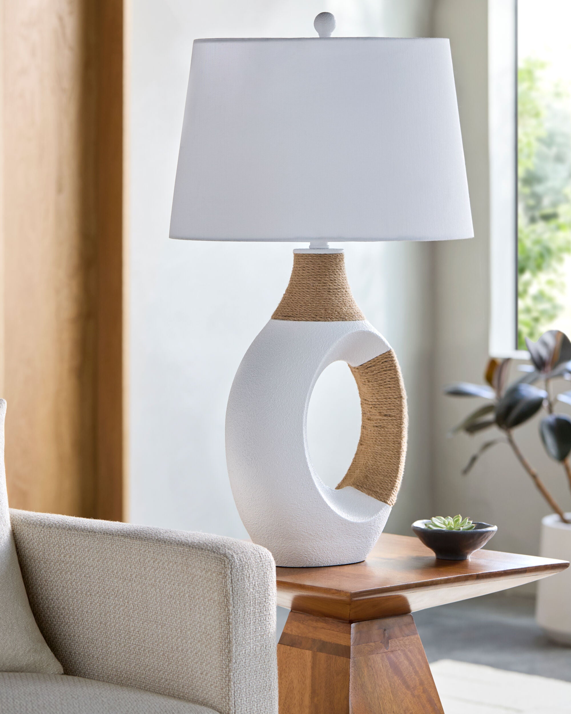 Taiyan Accent Table Lamp