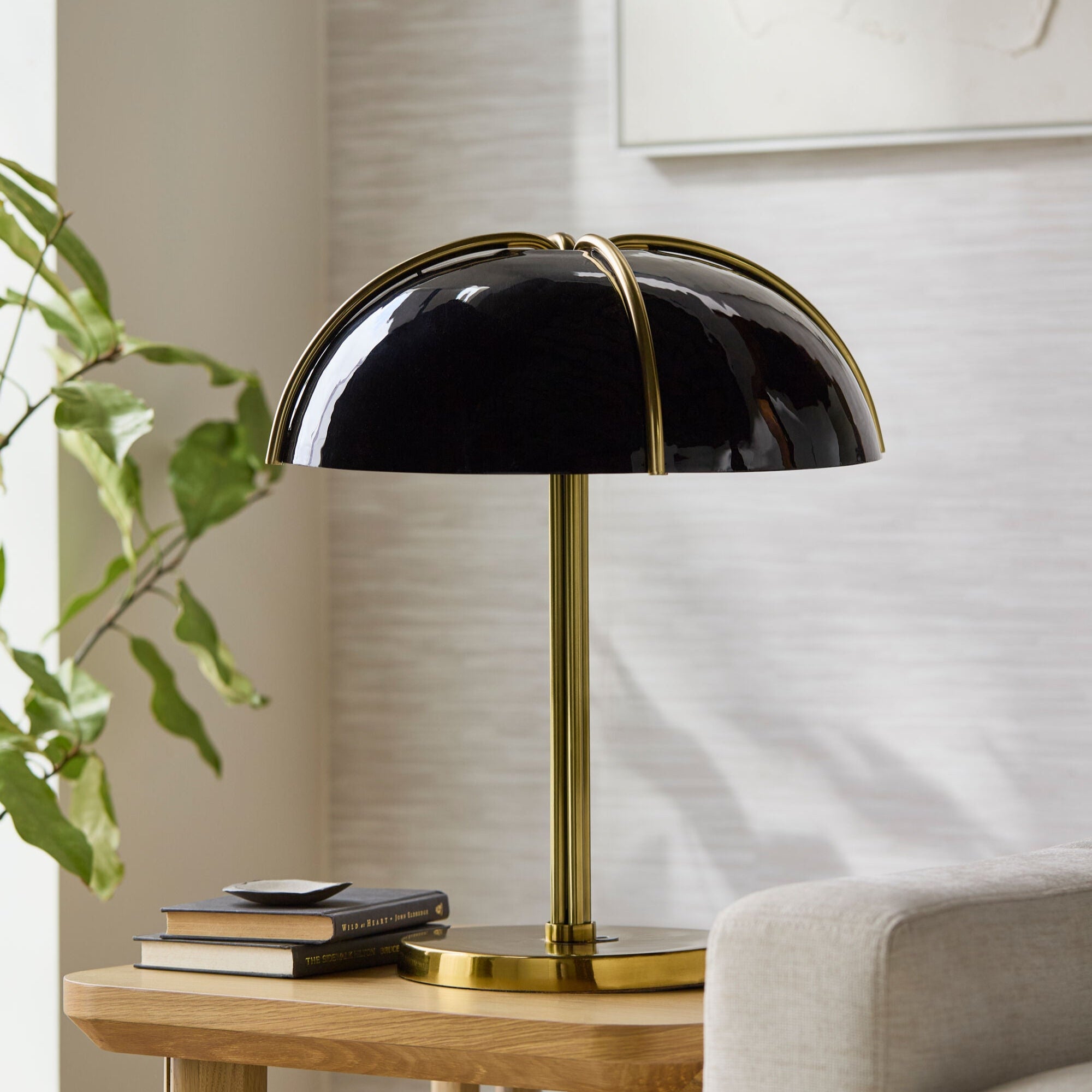 Vidrek Accent Table Lamp