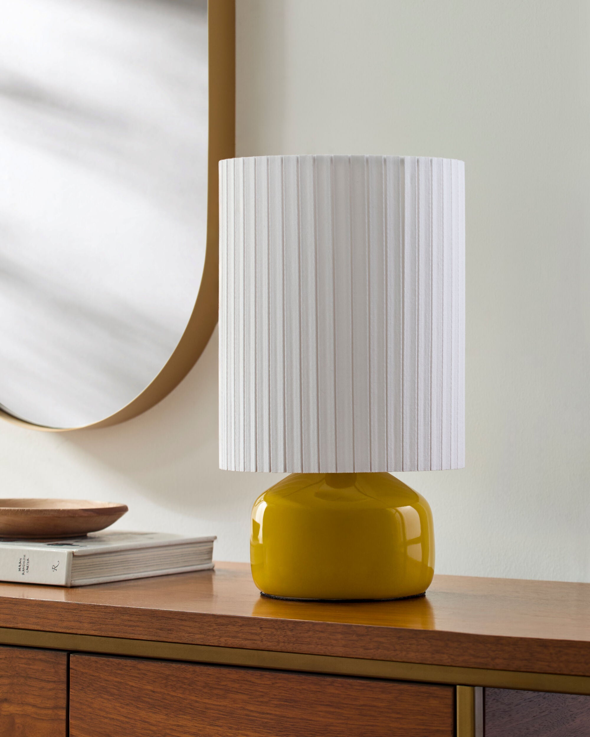 Vadso Accent Table Lamp
