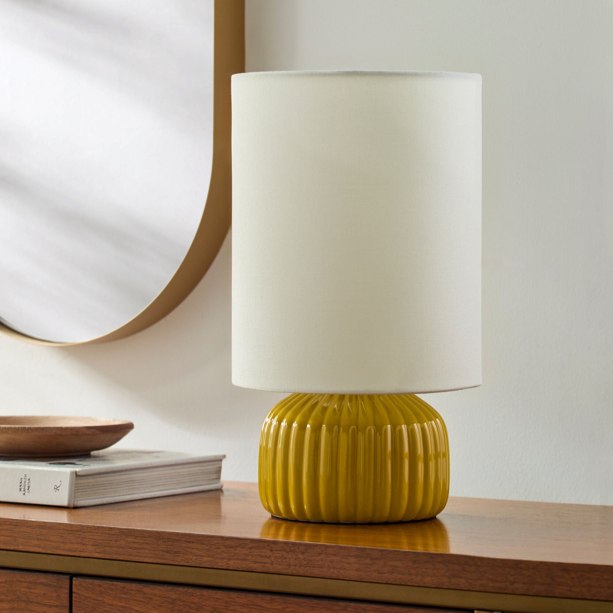 Vadso Accent Table Lamp