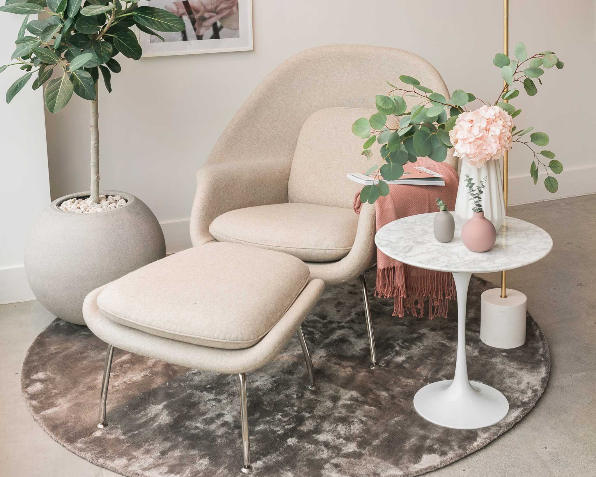 Saarinen Side Table - Marble Top