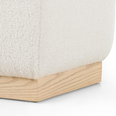 Livi Ottoman